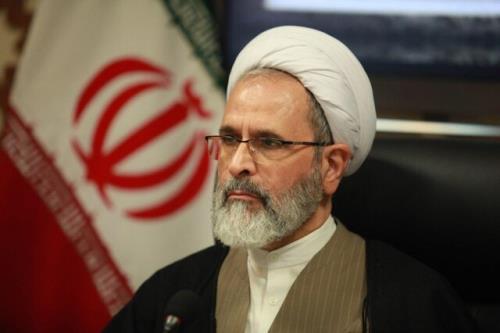 تحول در حوزه با افراط و تفریط در تعامل بین سنت و نوگرایی ایجاد نمی گردد