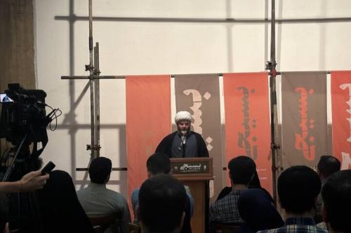 برجسته کردن روحیه شجاعانه بسیجی چهره های باصفایی که قهرمانان ما بودند