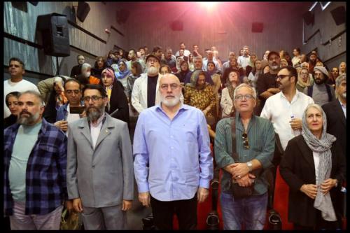 داستان انار تماشایی شد روایت فرهاد قائمیان از یک مستند