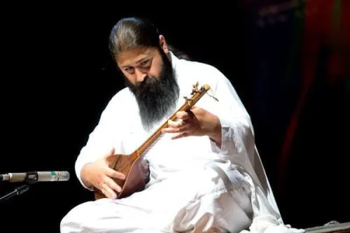 ریتم مولانا با مقدمه استاد ادبیات منتشر گردید توضیحات مولف