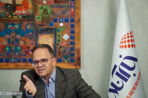 دموکراسی لزوما در لیبرالیسم شکل نمی گیرد به علاوه فیلم