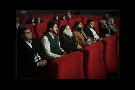 علامه حكیمی به تماشای مهدی كه به دنیا آمد نشست
