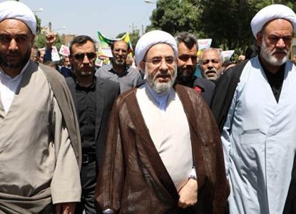 آیت الله اراكی: دشمن فهمید فشارهای مختلف هم مردم ایران را از مسیر انقلاب و رهبری جدا نكرد